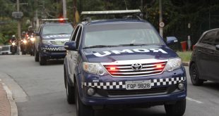 viaturas da Guarda Civil Municipal de Barueri em comitiva