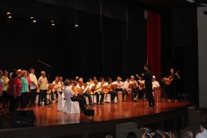 idosos das oficinas do Parque da Maturidade José Dias da Silva farão se apresentam no Teatro Municipal de Barueri 