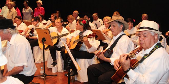 idosos das oficinas do Parque da Maturidade José Dias da Silva farão se apresentam no Teatro Municipal de Barueri