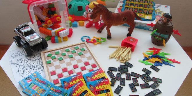 brinquedos utilizados pela equipe do Hospital Municipal de Barueri para diminuir a ansiedade das crianças que passam por pequenas cirurgias