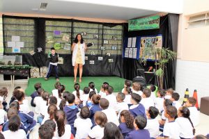 Alunos da Bruno Tolaini participam de projeto de pesquisa com insetos