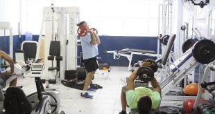 pacientes sendo atendidos no Centro de Reabilitação Funcional da Secretaria de Segurança e Mobilidade Urbana de Barueri