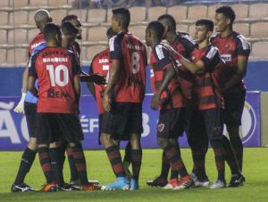 jogadores do Oeste durante partida