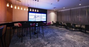 bar do hotel Radisson Alphaville