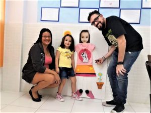 alunos e professores envolvidos no projeto árvore genealógica