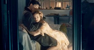 cena do filme egon schiele morte e a donzela