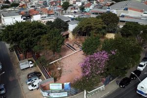 imagem aérea do terreno onde ficará o futuro pronto socorro do Mutinga