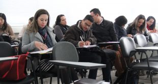 farmacêuticos de barueri acompanham palestra