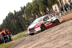 Peugeot 208 Maxi Rally na pista