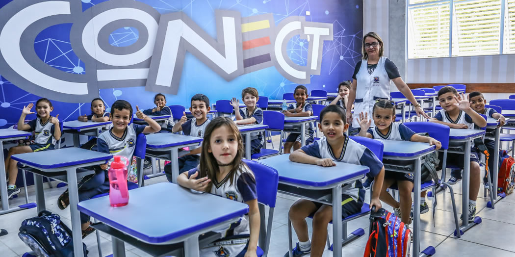 Alunos do Colégio Leda Caira voltaram às aulas na nova unidade de ...